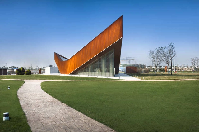 Vanke Triple V / Ministry of Design - Exhibition Center, Facade