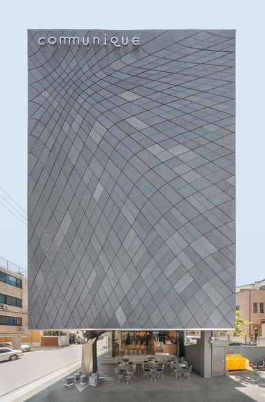 Communique Headquarters / DaeWha Kang Design - Adaptive Reuse, Facade, Arch, Bench