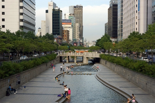 复兴公共空间激活城市生活的三个关键因素 - 主图
