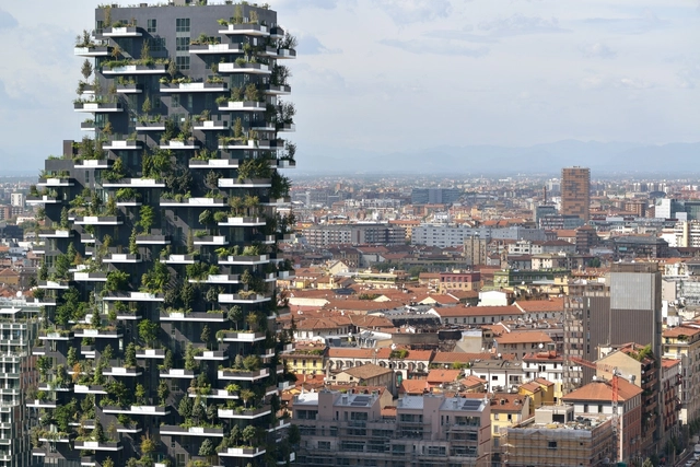 Vertical Greenery: Impacts on the Urban Landscape - Featured Image
