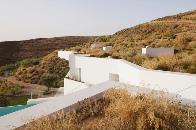 Architecture and Landscape: 10 Projects Integrated in the Topography - Featured Image