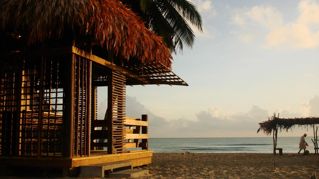 Contextual Interventions and an Embrace of Heritage: Explore the Architecture of 24 Grados in Honduras - Featured Image